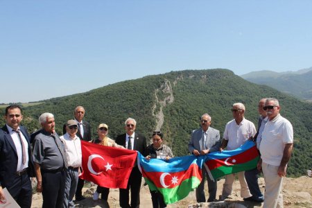 CIDIR DÜZÜ AYDINLIĞINDA AZMAN ALİM - CIDIR DÜZÜ AYDINLIĞINDA AZMAN ALİM -