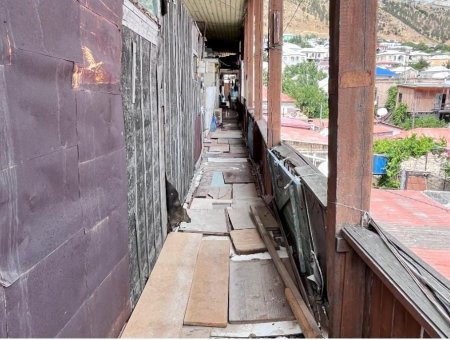 Səbaildə Vüqar Zeynalovun təhlükəyə atdığı sakinlərdən ETİRAZ  