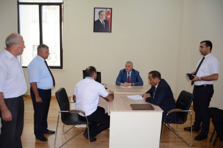 İcra başçısı tərəfindən növbəti dəfə vətəndaşların müraciətləri dinlənilib