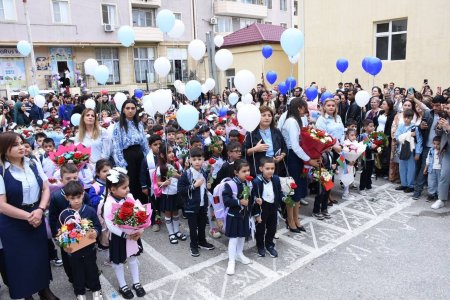 Xırdalan məktəbində foto alveri – 