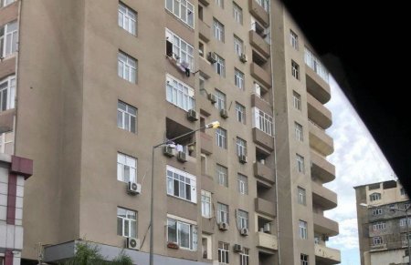 “Əzizbəy” MTK (“ETALON”) sakinlərdən çıxarış üçün arayışı 1000-1500 manata verir?