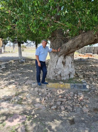 Deputat 18 il sonra xidmət etdiyi hərbi hissədə oldu: “Yerində xarabalıqları qalıb“