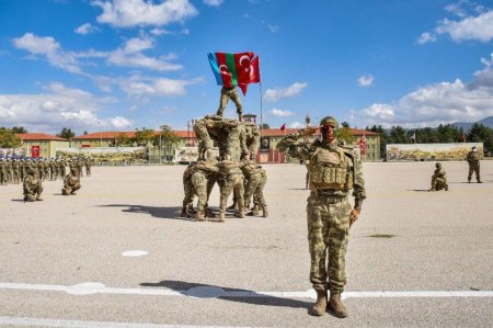  Azərbaycan Ordusunun 383 xüsusi təyinatlısı Türkiyədə təlimi başa vurdu — 