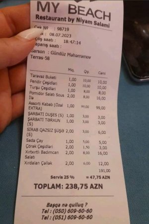 Müştəriləri soyan restoran bu müğənninindir - 