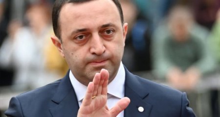 İrakli Qaribaşvili: “Gürcüstan hərbi münaqişəyə cəlb olunma riski var”
