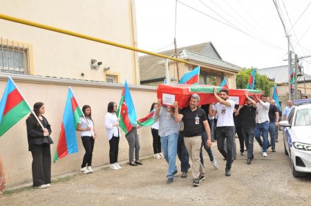 Birinci Qarabağ müharibəsinin dörd şəhidi Abşeronda dəfn edildi - 