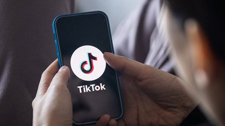 "Ucuzluq Univermağ"a 70 min "atıb" "TikTok"da xərclədi