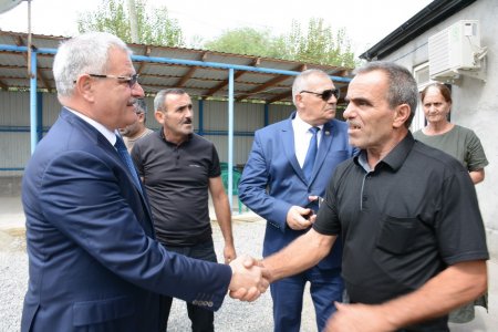 İcra başçısı Qaynaq və Yuxarı Qapanlı kəndindən olan şəhid ailələri və qazilərlə görüş keçirib